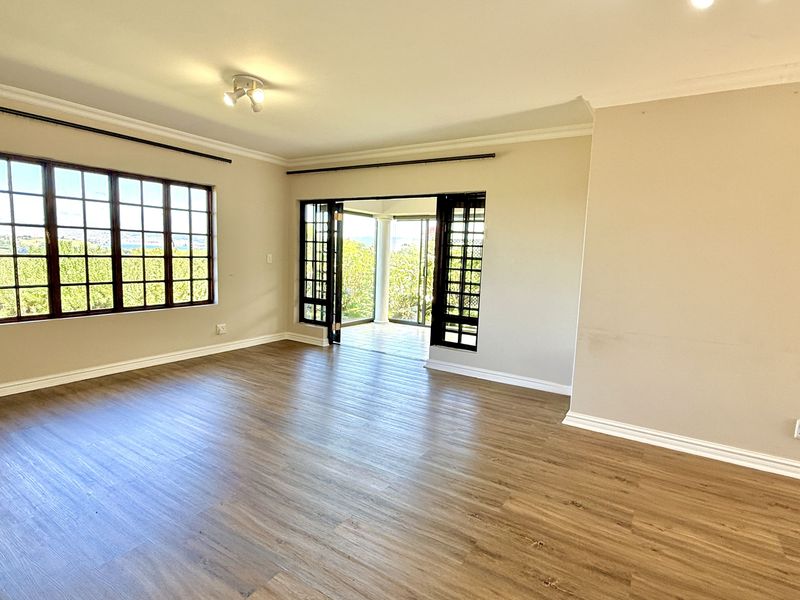 Comfortable, Low-Maintenance Living in Eagle Ridge, Howick - Photo 6
