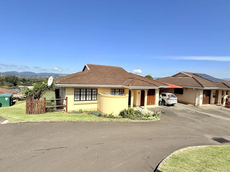 Comfortable, Low-Maintenance Living in Eagle Ridge, Howick - Photo 2