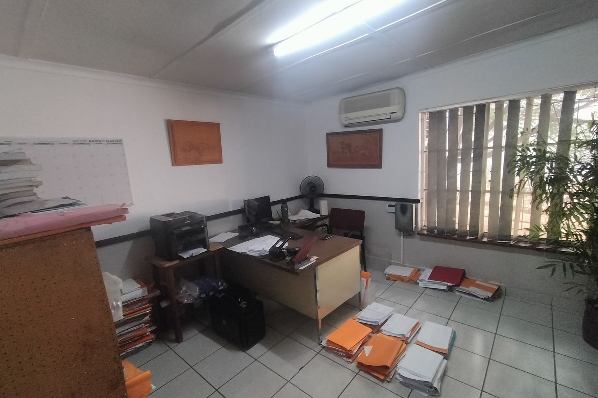 Versatile Property with Office Rights in Prime Pretoria North Location - Photo 4