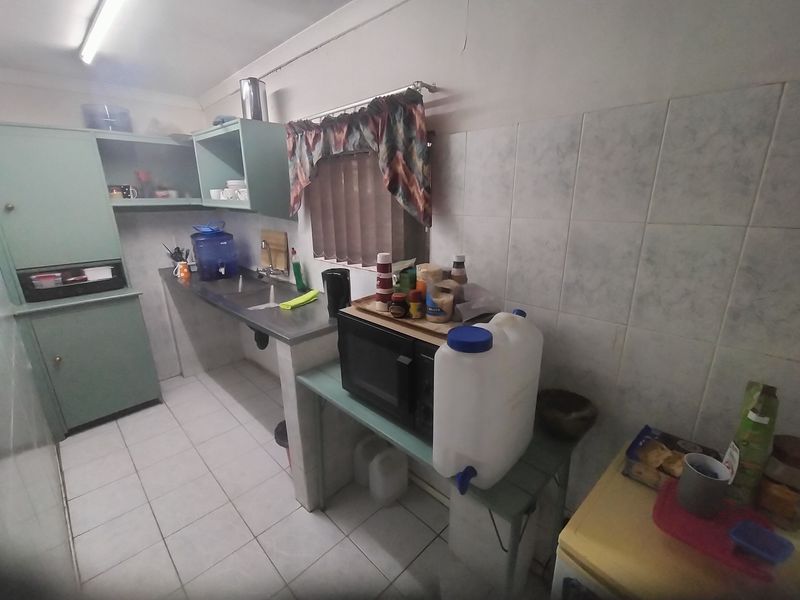 Versatile Property with Office Rights in Prime Pretoria North Location - Photo 8