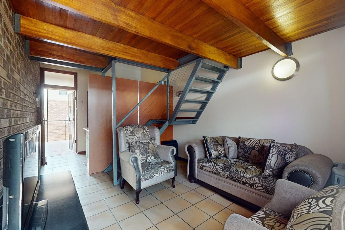 Comfy Loft! - Photo 5