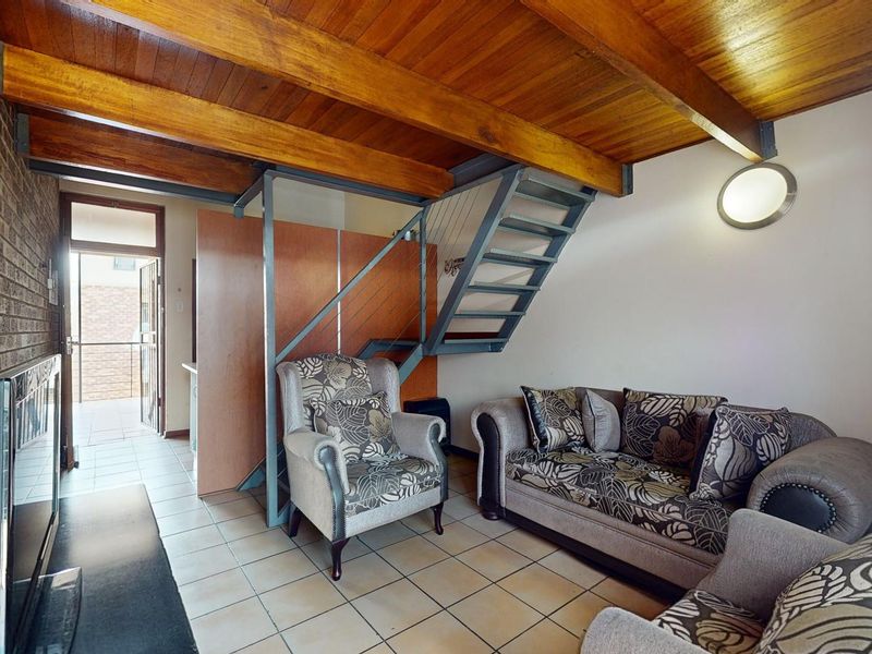 Comfy Loft! - Photo 5