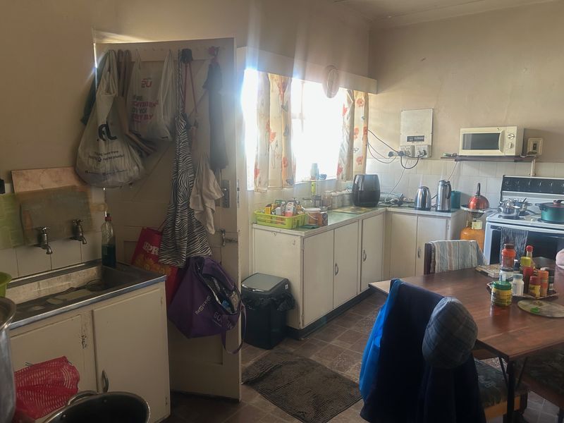 **Charming 3-Bedroom Home in the Heart of Vierfontein** - Photo 8