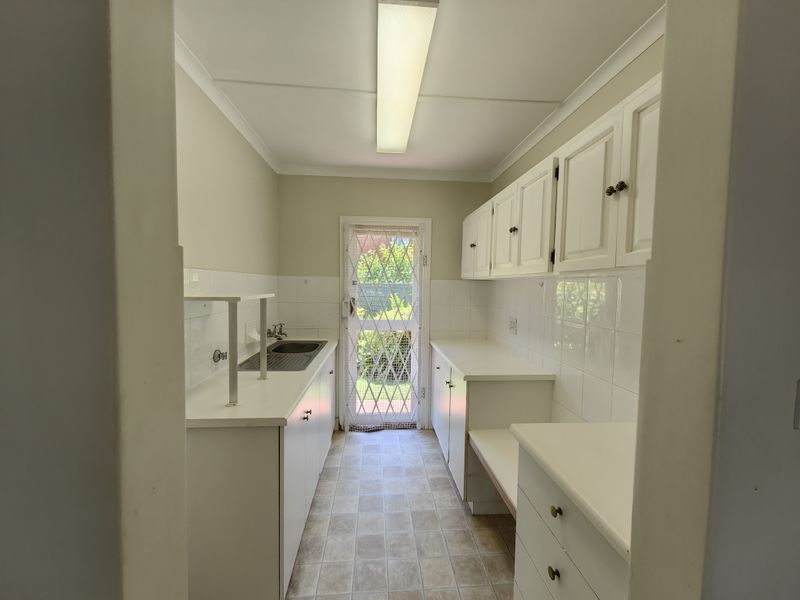 Charming Cottage in Sought-After Central Retirement Community - Photo 2