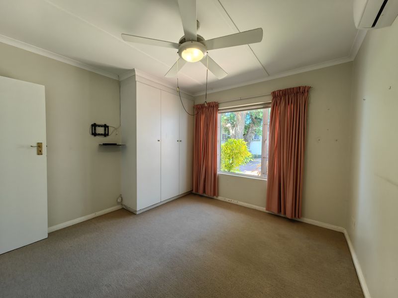 Charming Cottage in Sought-After Central Retirement Community - Photo 7