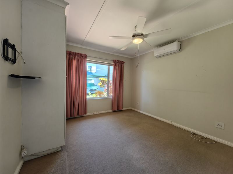 Charming Cottage in Sought-After Central Retirement Community - Photo 6