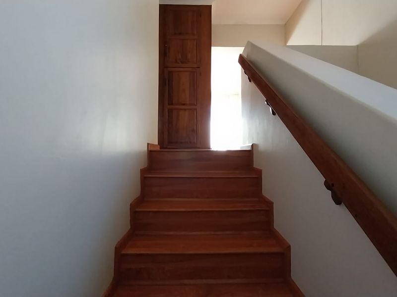 Luxurious Double-Story Estate in Secunda - Photo 5