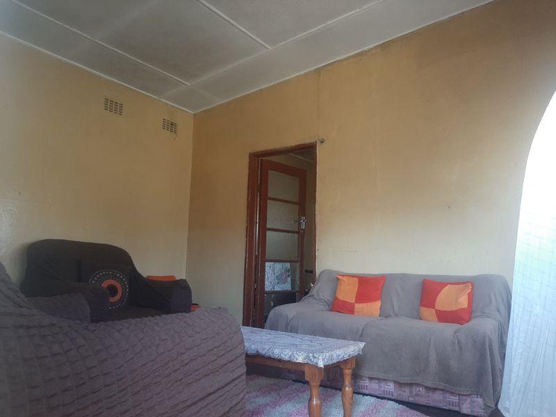 2 bedrooms home in Zwelitsha - Photo 7