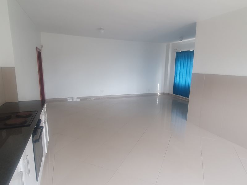 Simplex With Own Driveway - Photo 10