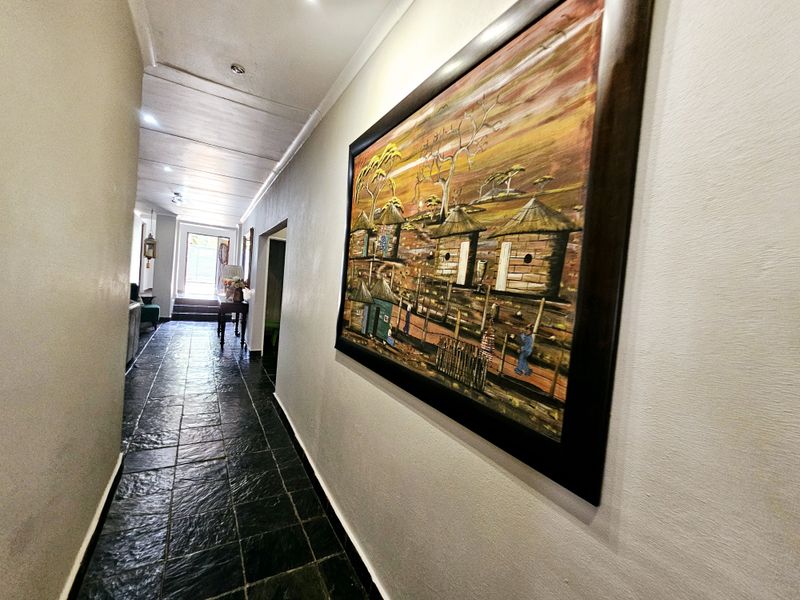 Modern 3-Bedroom Home for Sale in Louis Trichardt. - Photo 10