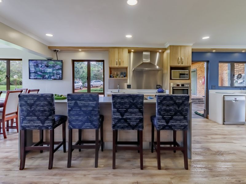 A Dream Property in Glen Austin – Spacious, Stylish & Self-Sufficient - Photo 4