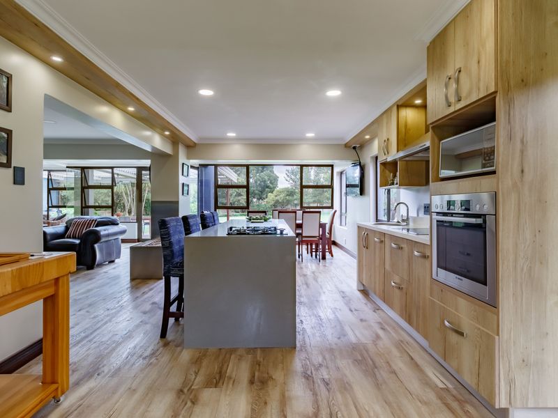 A Dream Property in Glen Austin – Spacious, Stylish & Self-Sufficient - Photo 2