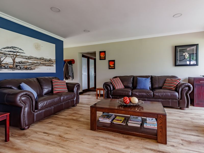 A Dream Property in Glen Austin – Spacious, Stylish & Self-Sufficient - Photo 9