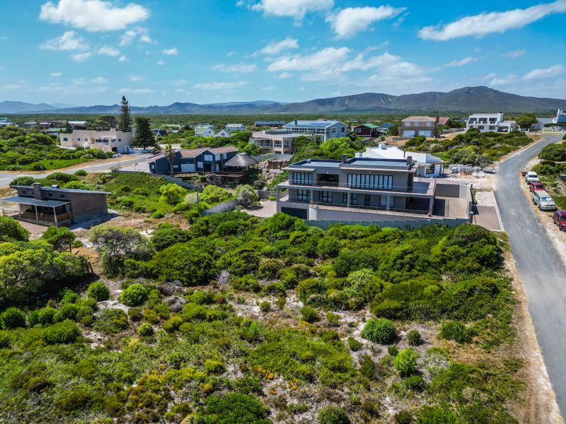 Large stand in popular Heide street up for grabs - Photo 7