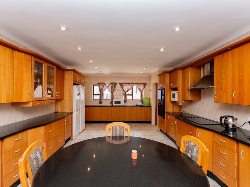 House For Sale In Velddrif - Photo 6