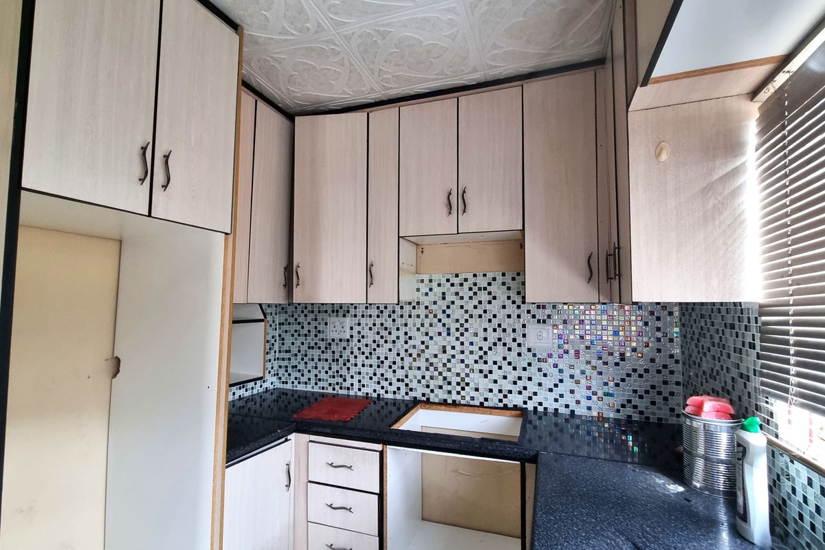 Zeerust - Charming 3-Bedroom Home - Photo 4