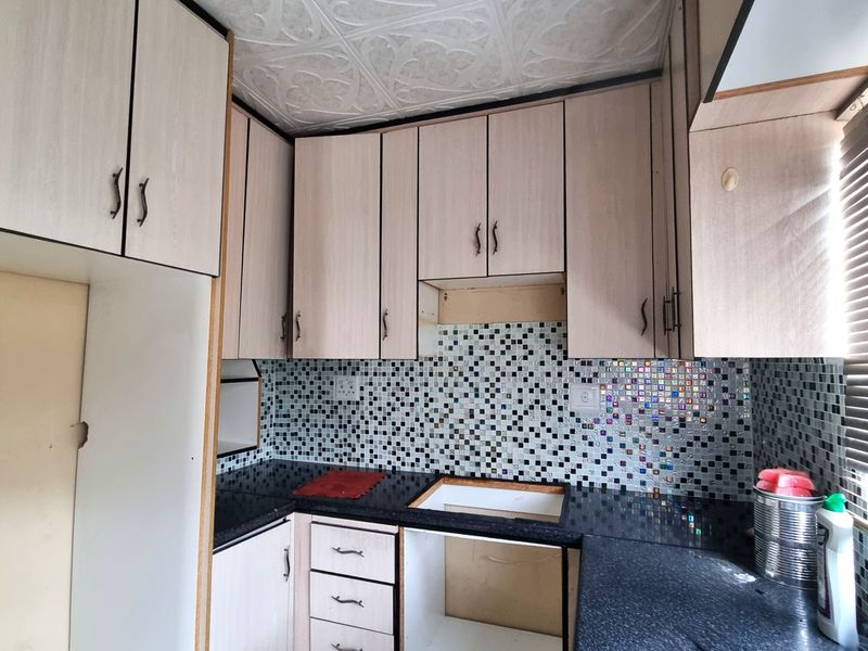 Zeerust - Charming 3-Bedroom Home - Photo 4