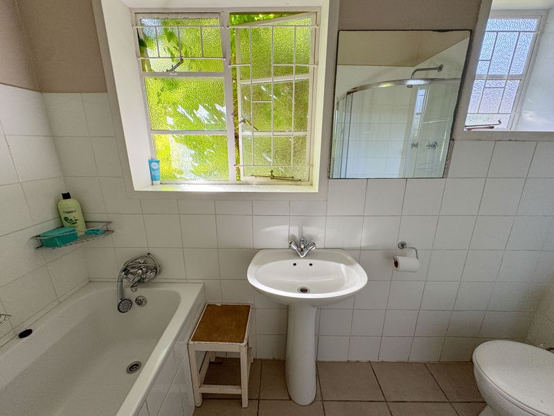 FOUR BEDROOM HOUSE FOR SALE WOLSELEY - Photo 10