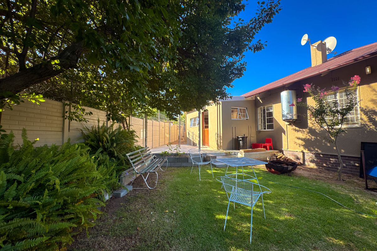 FOUR BEDROOM HOUSE FOR SALE WOLSELEY - Photo 2