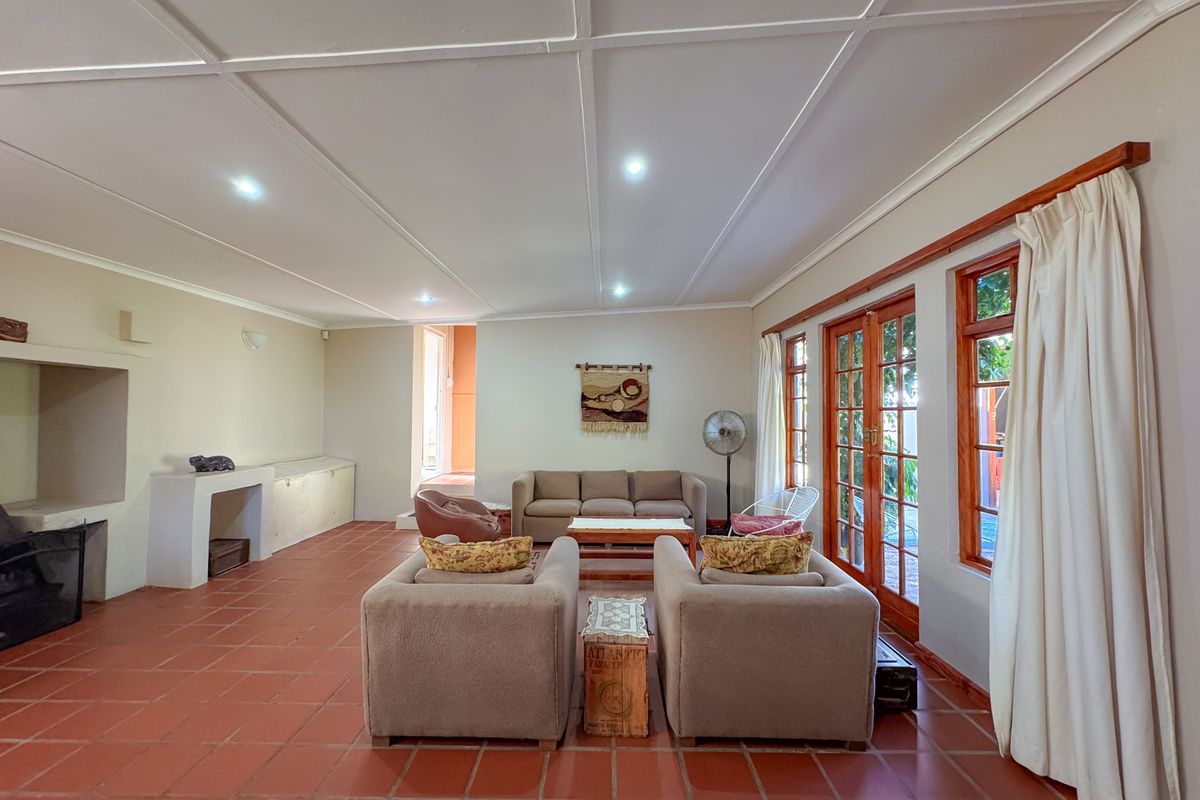 FOUR BEDROOM HOUSE FOR SALE WOLSELEY - Photo 3