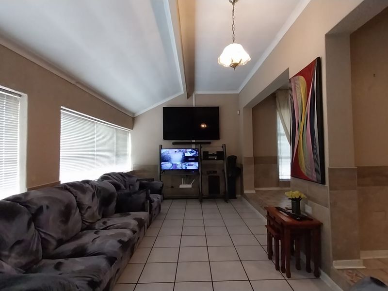 Family Home with Business Potential in Trichardt - Photo 7