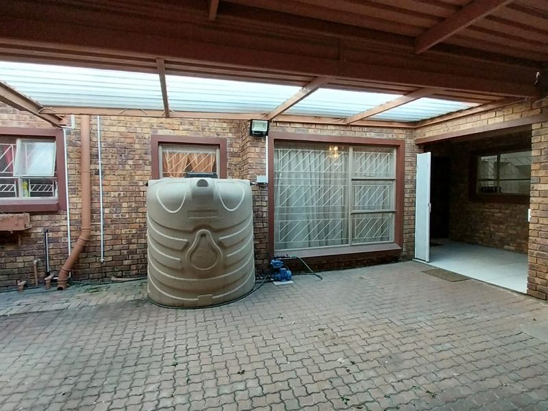 Family Home with Business Potential in Trichardt - Photo 3