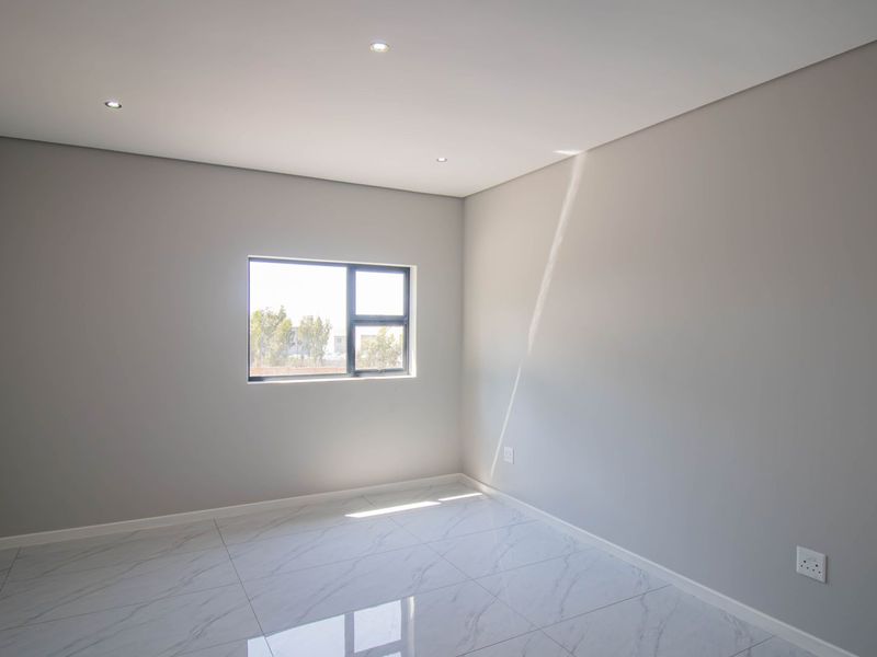 New Development! Exclusive designed house. - Photo 10