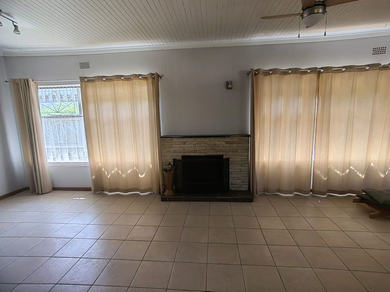 Move in ready - Photo 10
