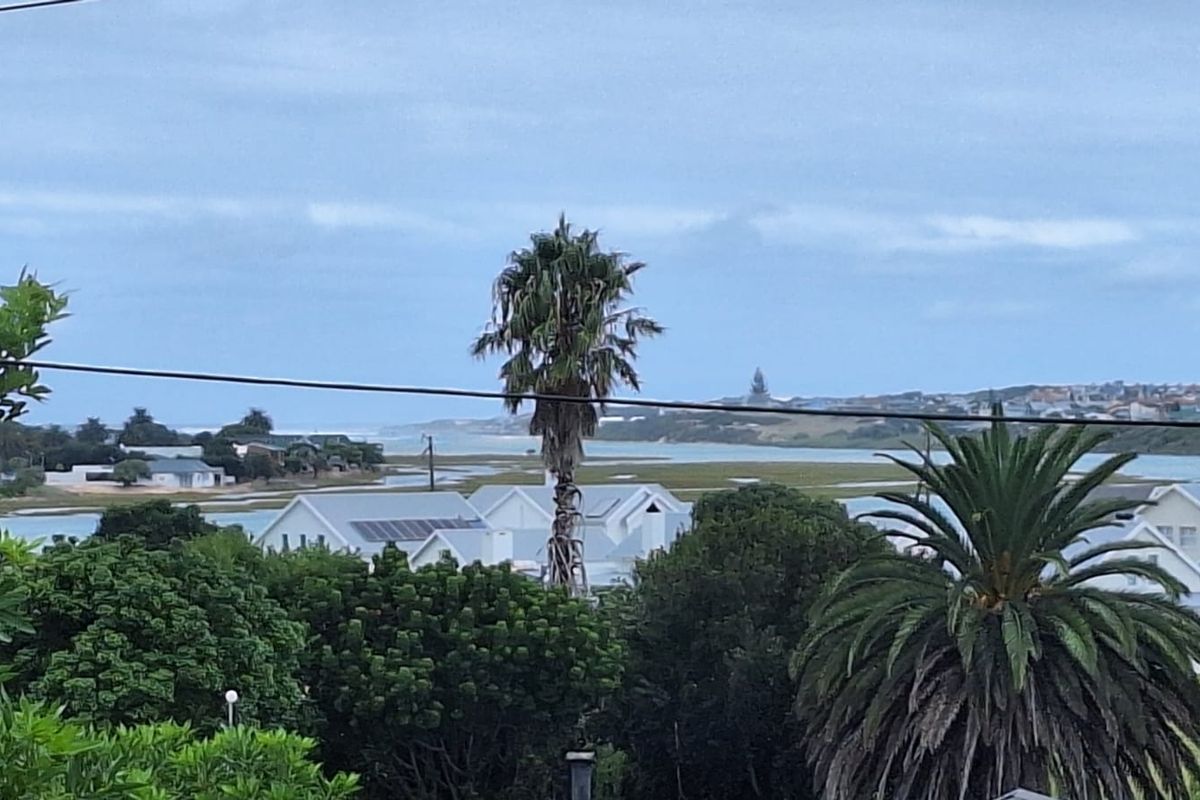 Lock up and go Cottage - Photo 3