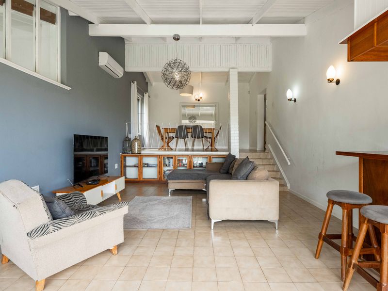 Old school style with a modern twist. - Photo 8