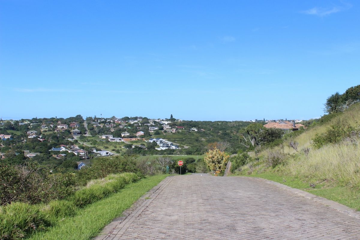 Secure Estate Living with Stunning Kowie River Views in Port Alfred - Photo 3