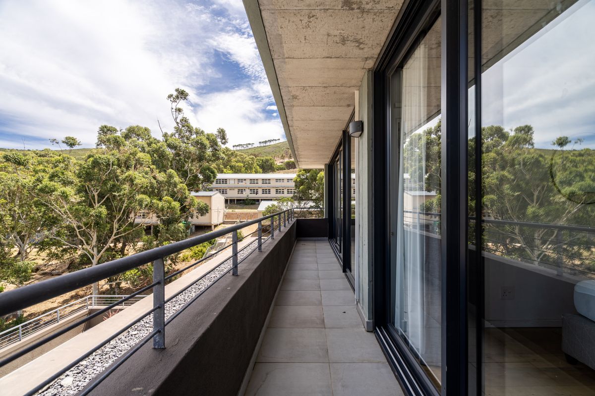 Stylish 2-bedroom Penthouse for sale in vibrant Bo Kaap - Photo 5