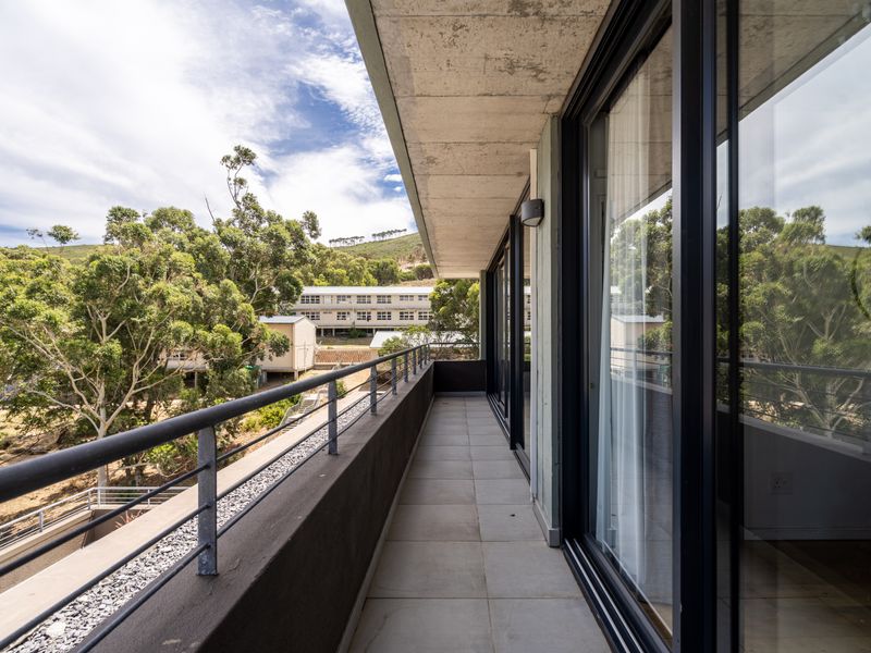 Stylish 2-bedroom Penthouse for sale in vibrant Bo Kaap - Photo 5