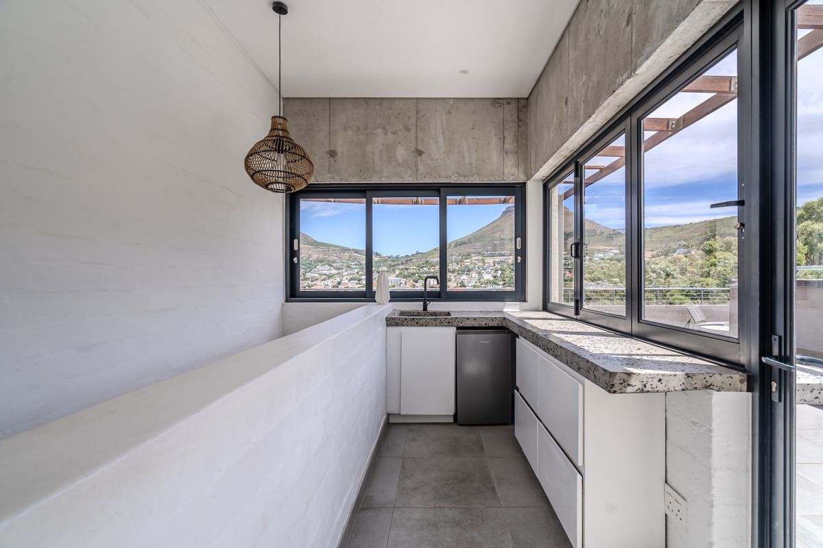 Stylish 2-bedroom Penthouse for sale in vibrant Bo Kaap - Photo 4