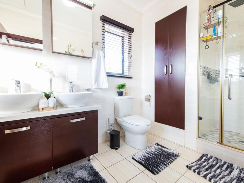 THE POSITION IS RIGHT, THE PRICE IS RIGHT, COME SEE, IT COULD BE LOVE AT PURSE SIGHT - Photo 10