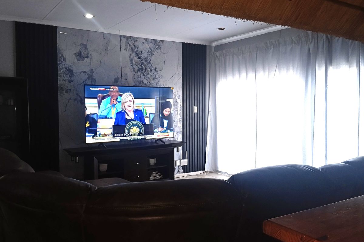 Huge Family Home in Quiet Position - Photo 5