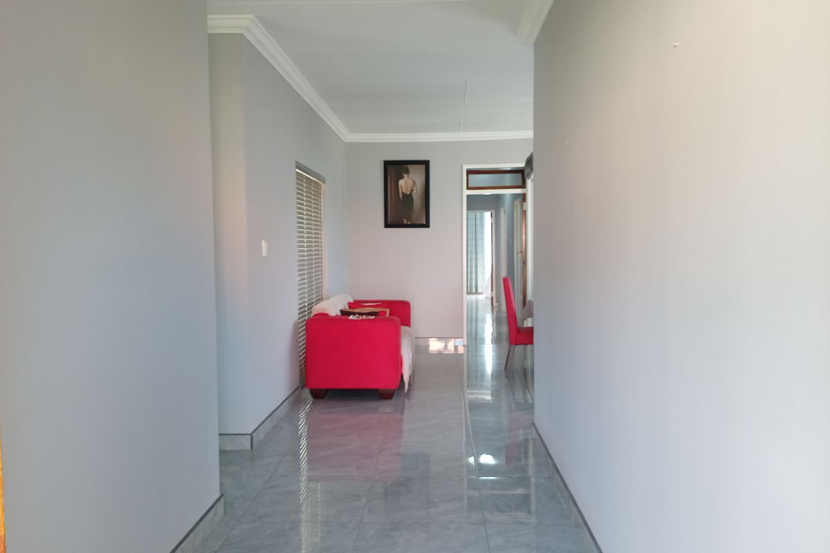 Turnkey 3 bedroom house For Sale in Arbor Park - Photo 2