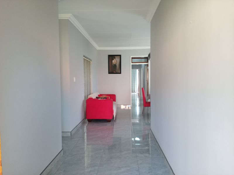 Turnkey 3 bedroom house For Sale in Arbor Park - Photo 2