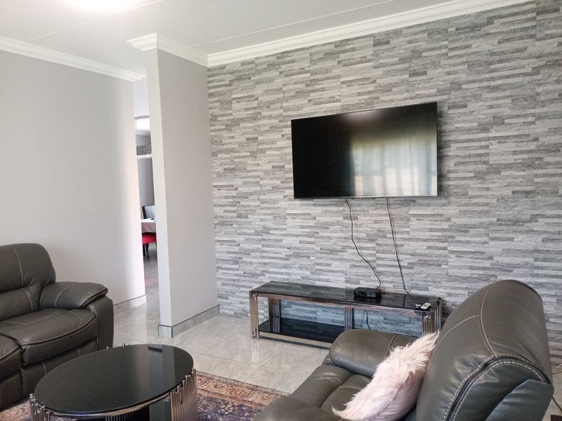Turnkey 3 bedroom house For Sale in Arbor Park - Photo 6