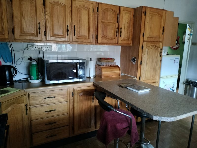 Perfect Family Home or Investment Opportunity - Photo 10