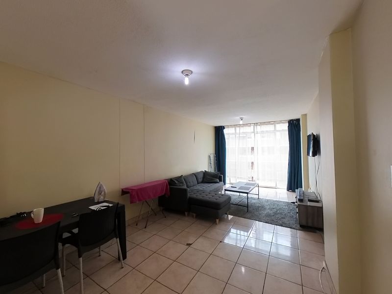 🏡 Discover Your Dream Home in Sunnyside, Pretoria! - Photo 4