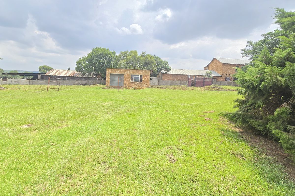 "Charming Smallholding with Cottages & Thriving Farmland" - Photo 3