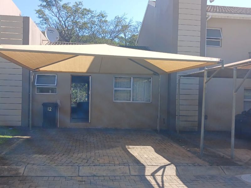 2-Bedroom,  1- Bathroom Townhouse in a Secure Complex in Bonnie Doon – Near Nahoon Beach - Photo 5