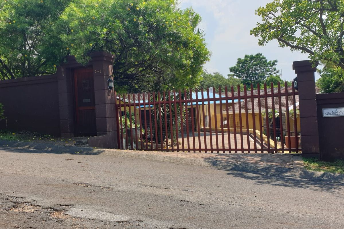 Your Ideal Family Retreat in Barberton, Priced to Sell - Photo 3