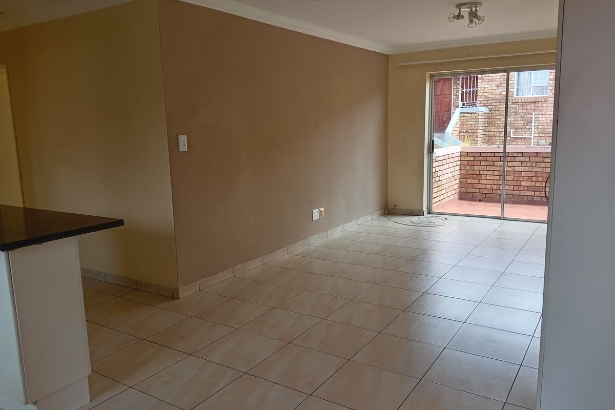 2 bedroom townhouse to rent in Liefde & Vrede - Photo 5