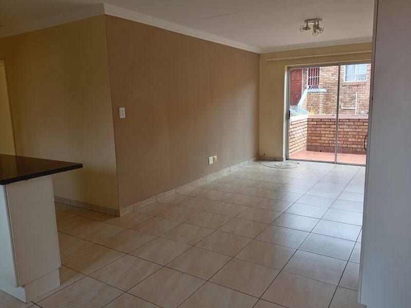 2 bedroom townhouse to rent in Liefde & Vrede - Photo 5