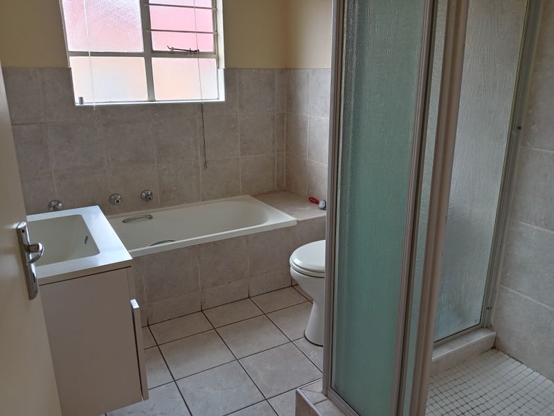 2 bedroom townhouse to rent in Liefde & Vrede - Photo 9