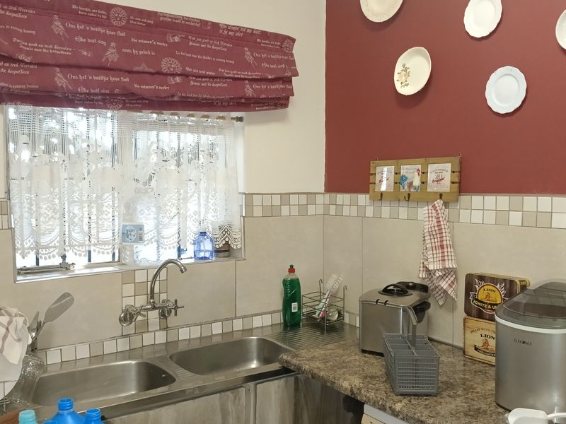 First Class Hidden Jewel - Photo 6