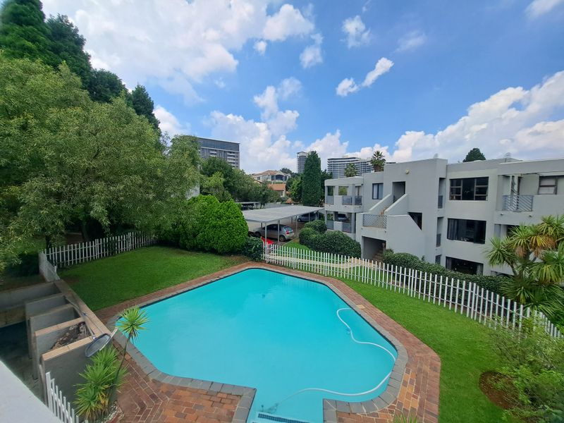 Charming 1 bedroom apartment for sale in vibrant Morningside Sandton—perfect for modern city living! - Photo 10