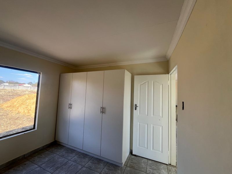 Charming 2-Bedroom Home in Secure New Development – Balfour, Mpumalanga - Photo 7